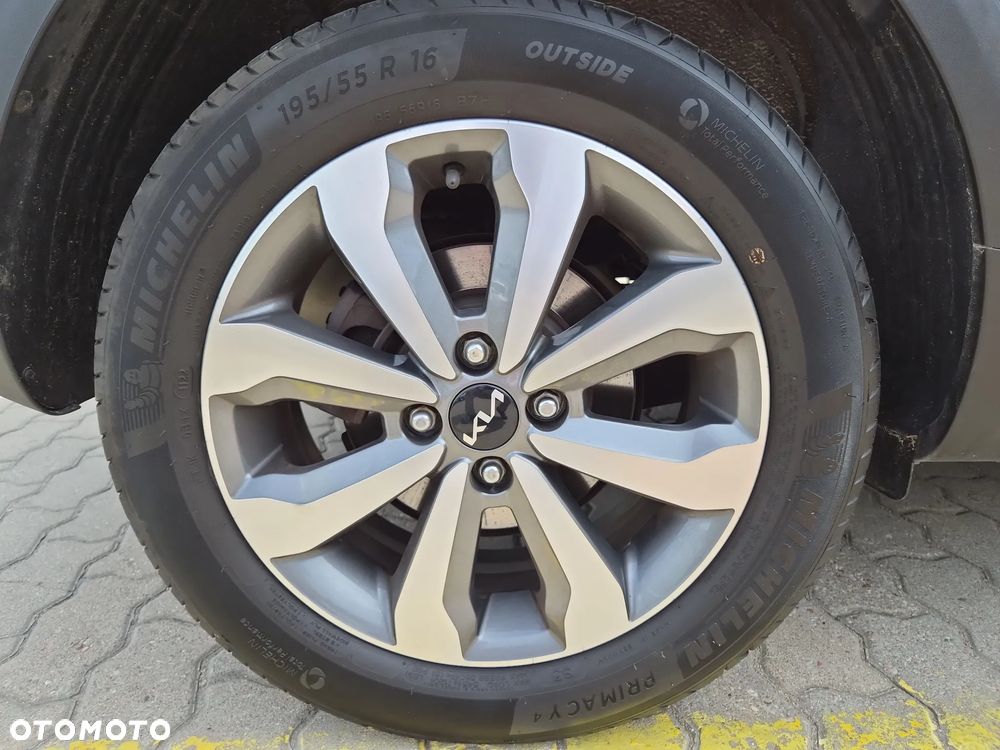 Kia Stonic 1.2 L Business Line - 37