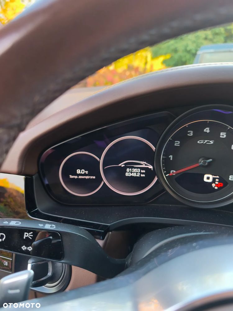 Porsche Cayenne Coupe GTS - 9