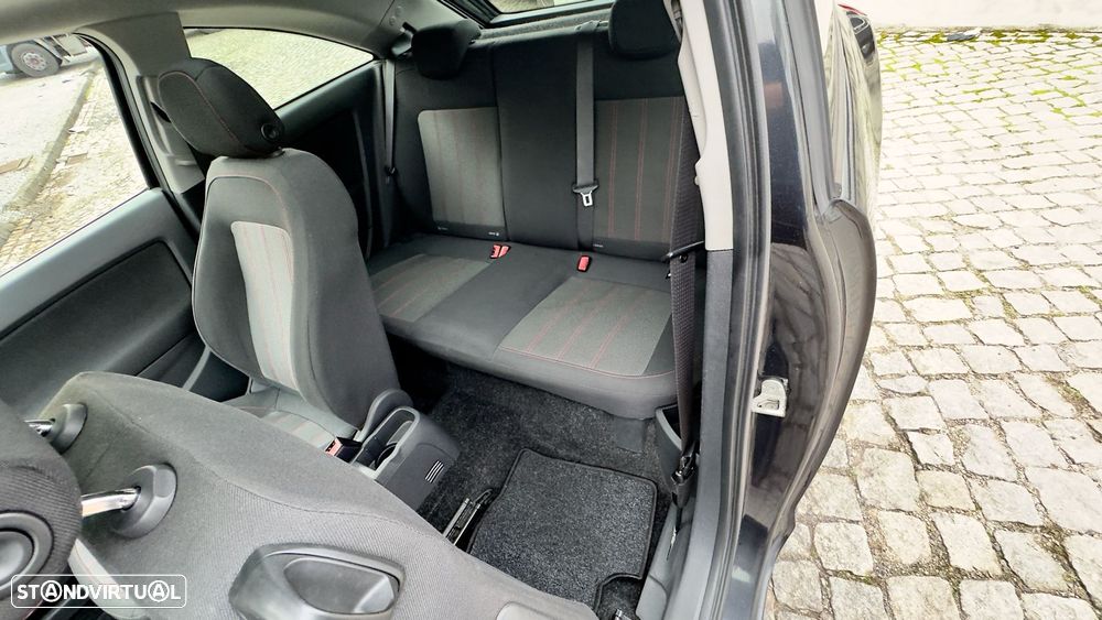 Opel Corsa 1.3 CDTI Black Edition - 17