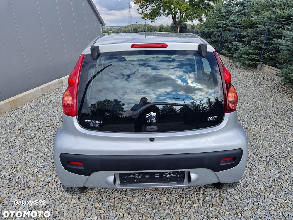 Peugeot 107 - 25