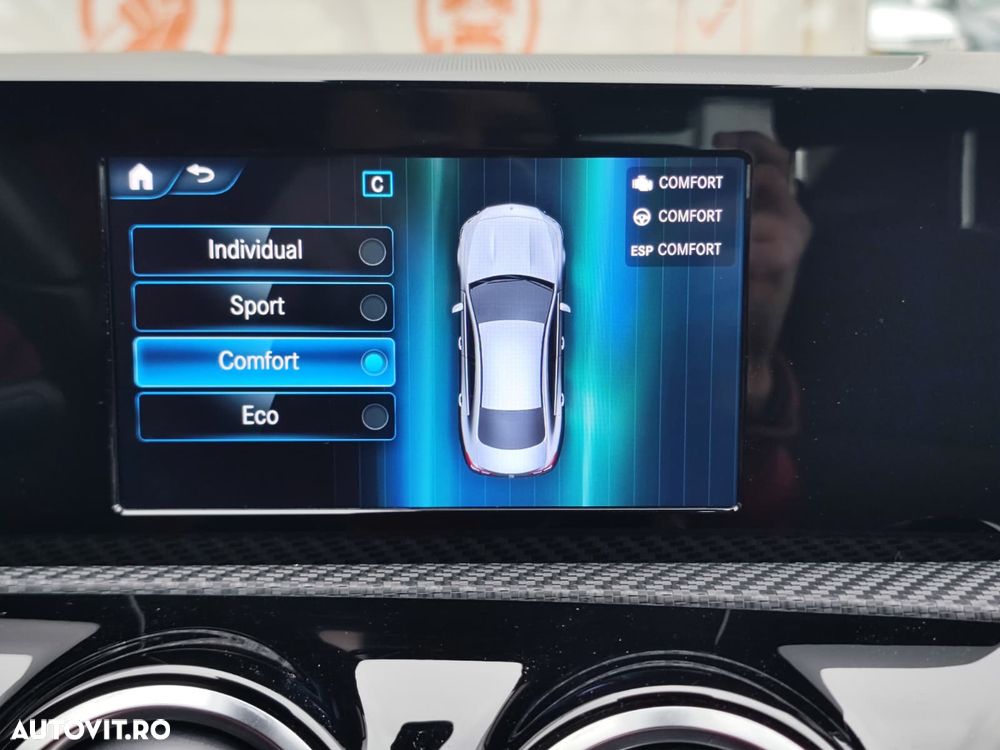 Mercedes-Benz CLA 200 7G-DCT - 28