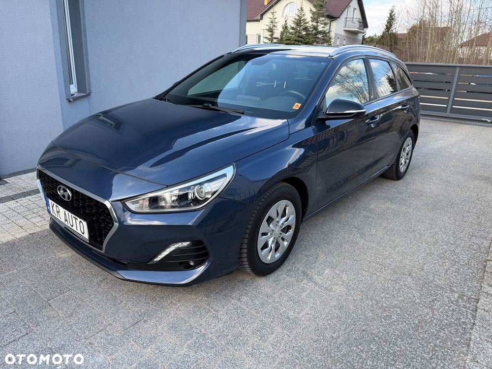 Hyundai i30 1.6 D GO Plus DCT - 29
