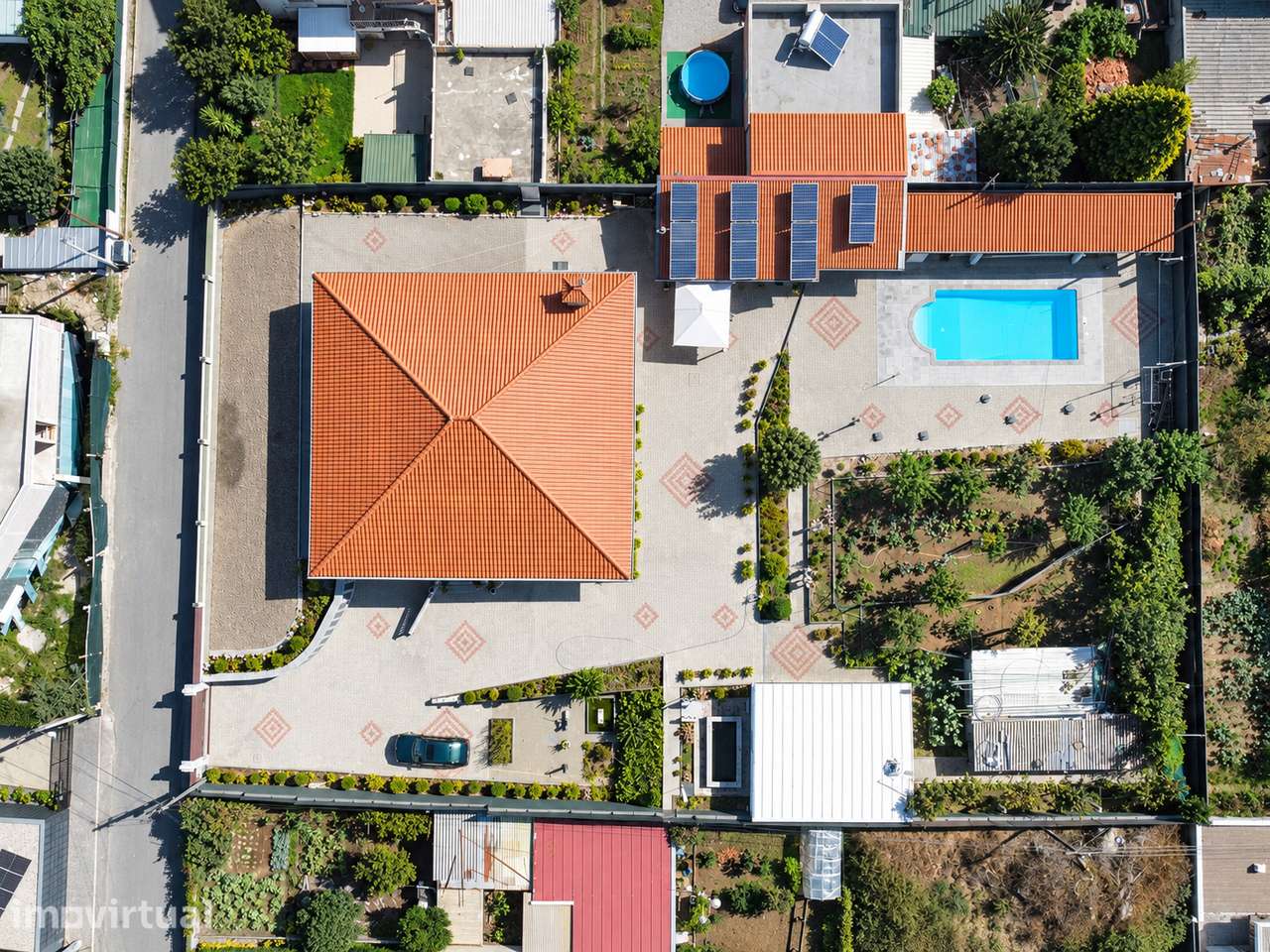 Moradia T4 com Piscina em Trandeiras – Braga - Grande imagem: 2/33