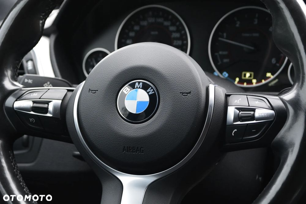 BMW 3GT 320d M Sport - 35