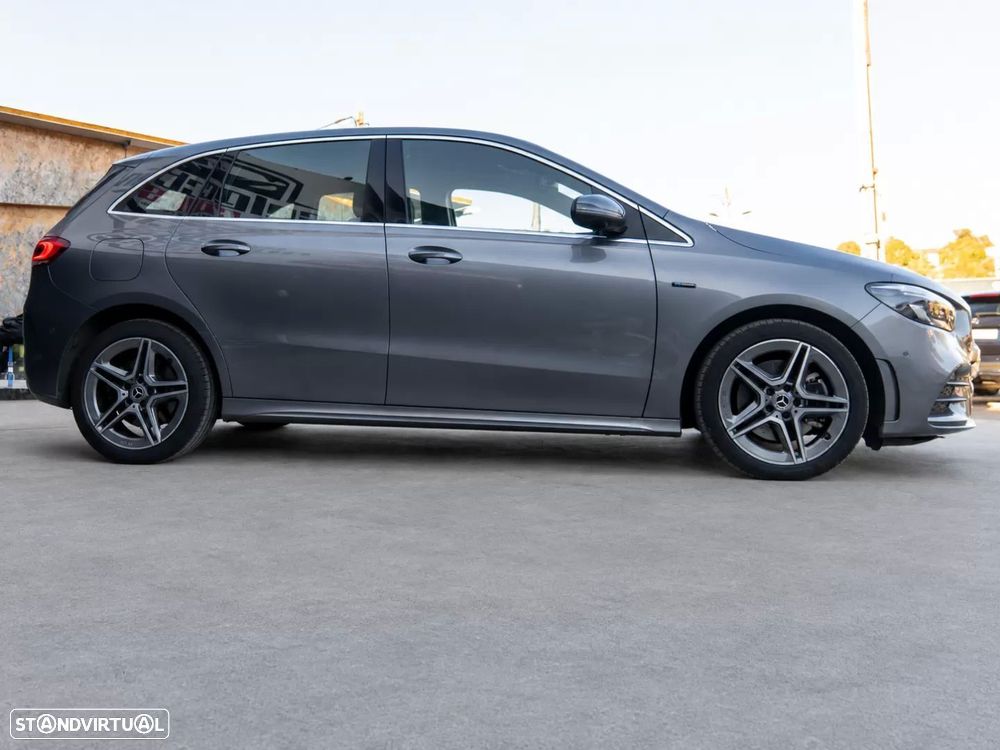 Mercedes-Benz B 250 e AMG Line - 3