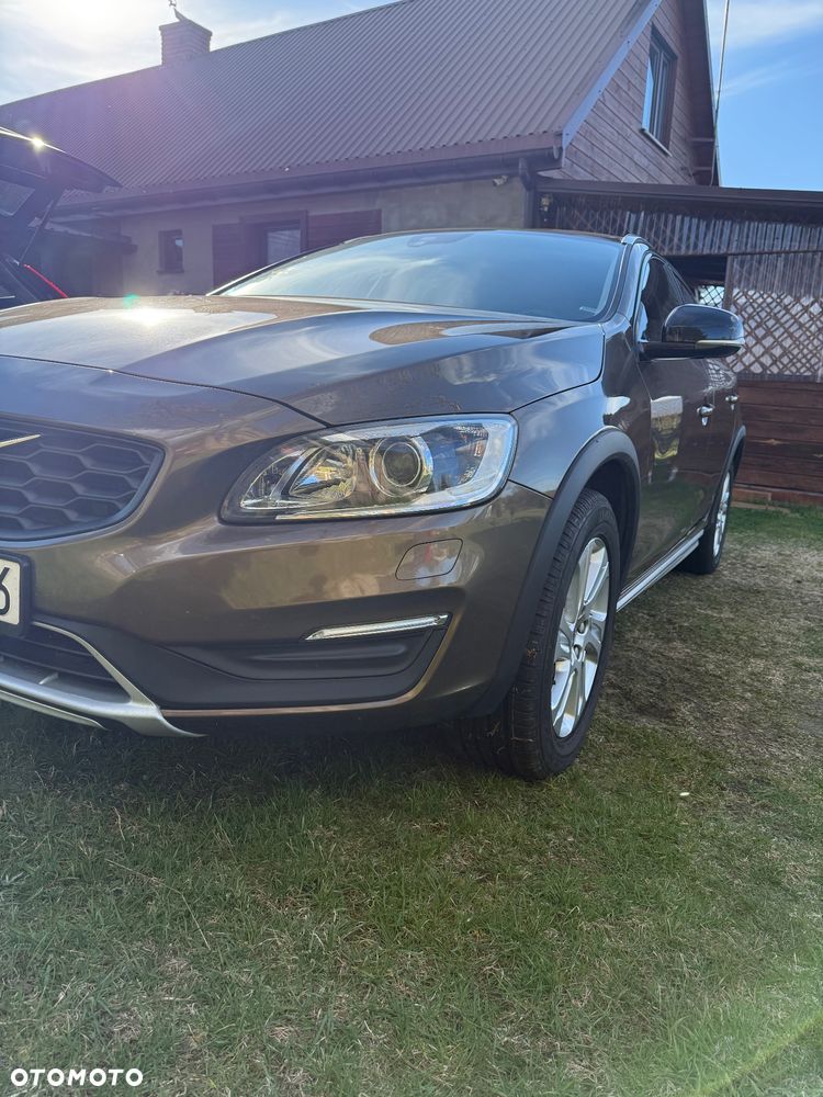 Volvo V60 Cross Country - 2