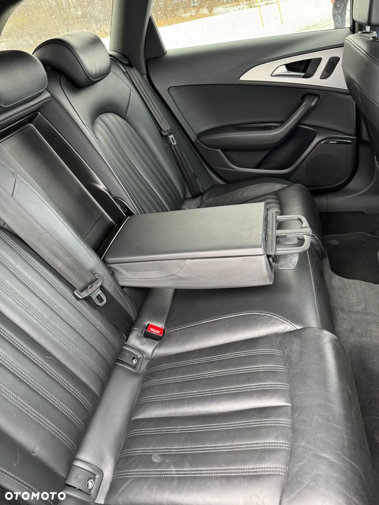 Audi A6 Avant - 16