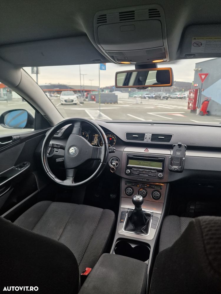 Volkswagen Passat 2.0 TDI Comfortline DPF - 10