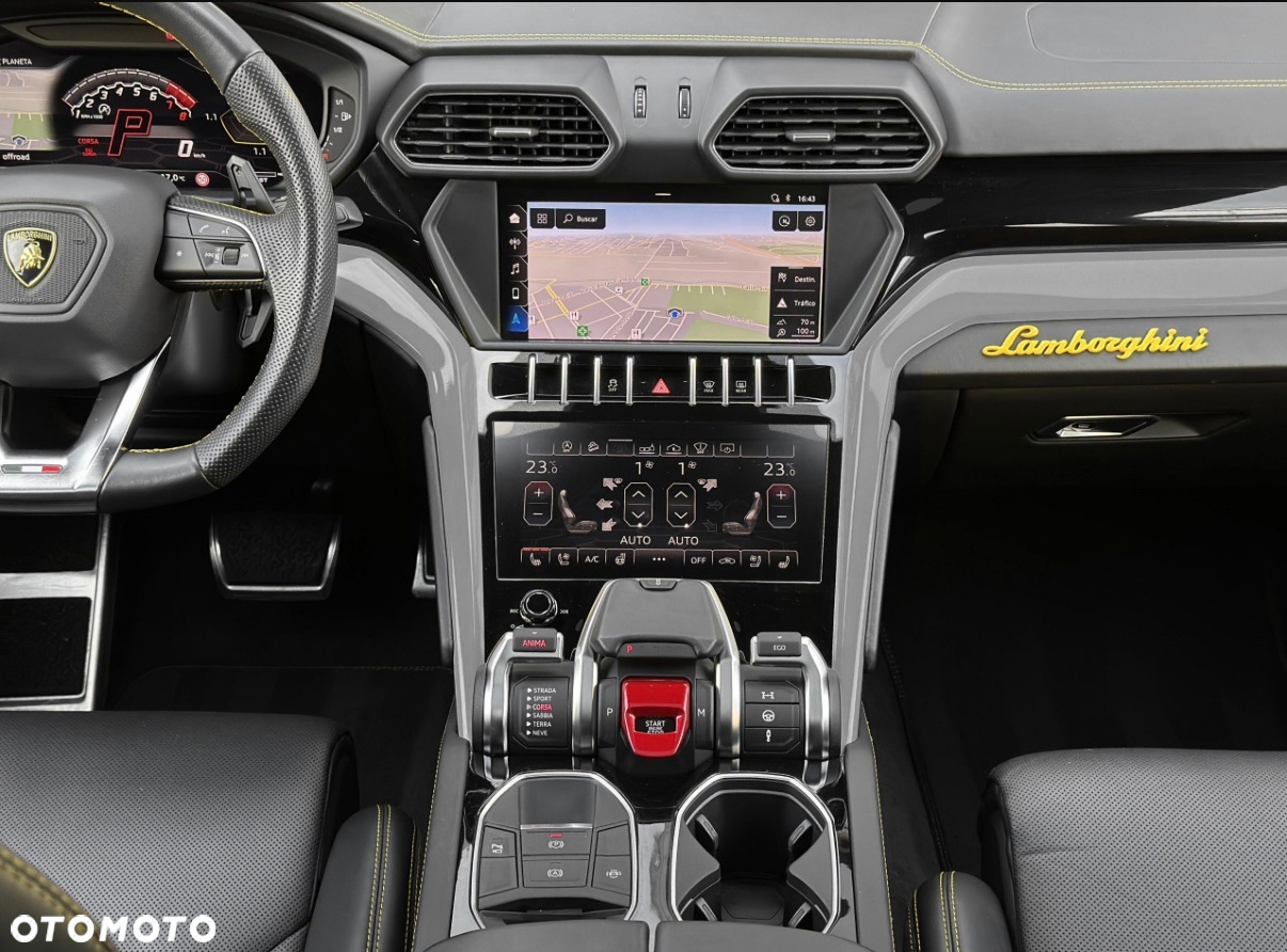 Lamborghini Urus - 32