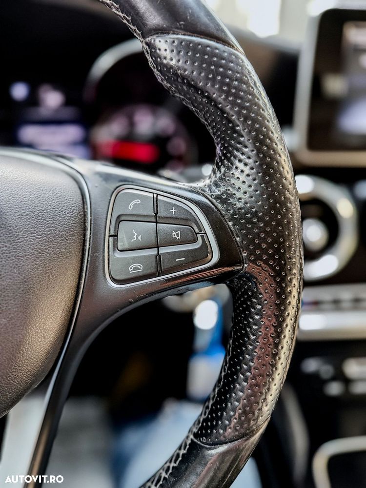 Mercedes-Benz C - 22