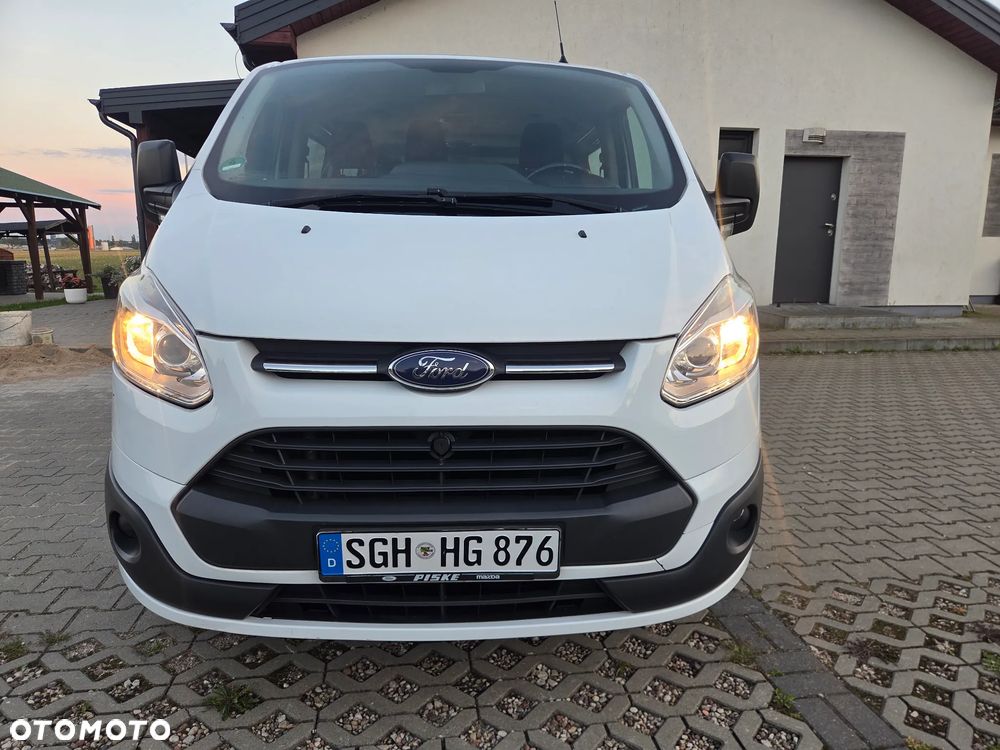 Ford Transit Custom - 11