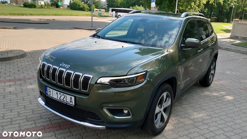Jeep Cherokee - 3