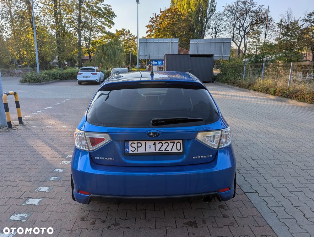 Subaru Impreza 2.0 RS - 4