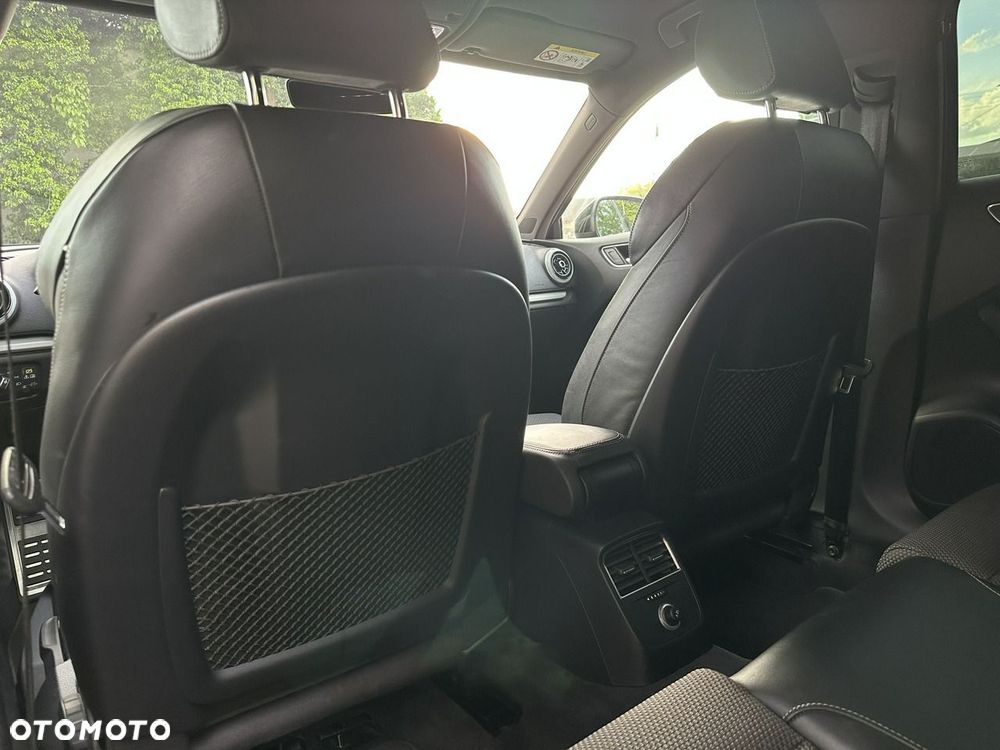 Audi A3 Sportback - 12