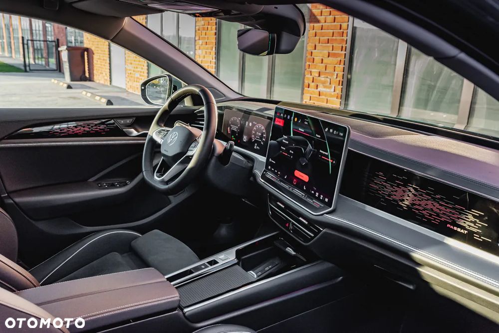 Volkswagen Passat Variant 1.5 TSI OPF DSG Elegance - 15