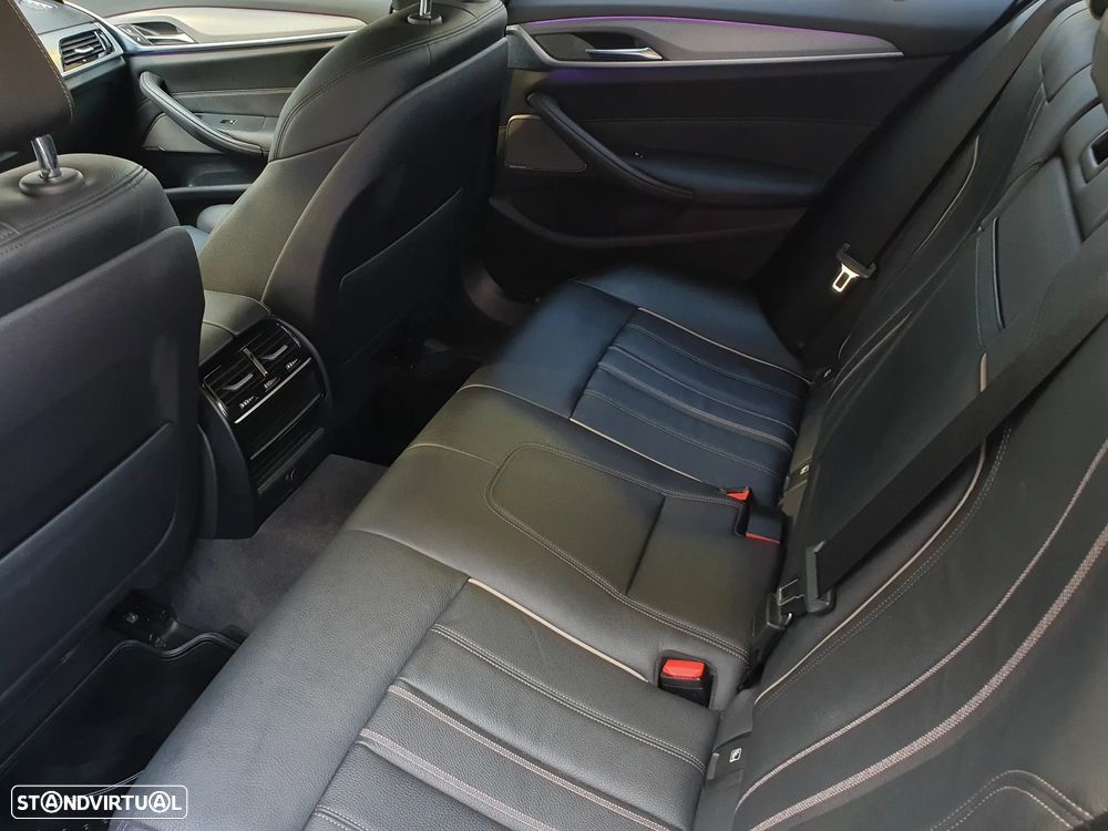 BMW 530 e iPerformance Pack M - 26