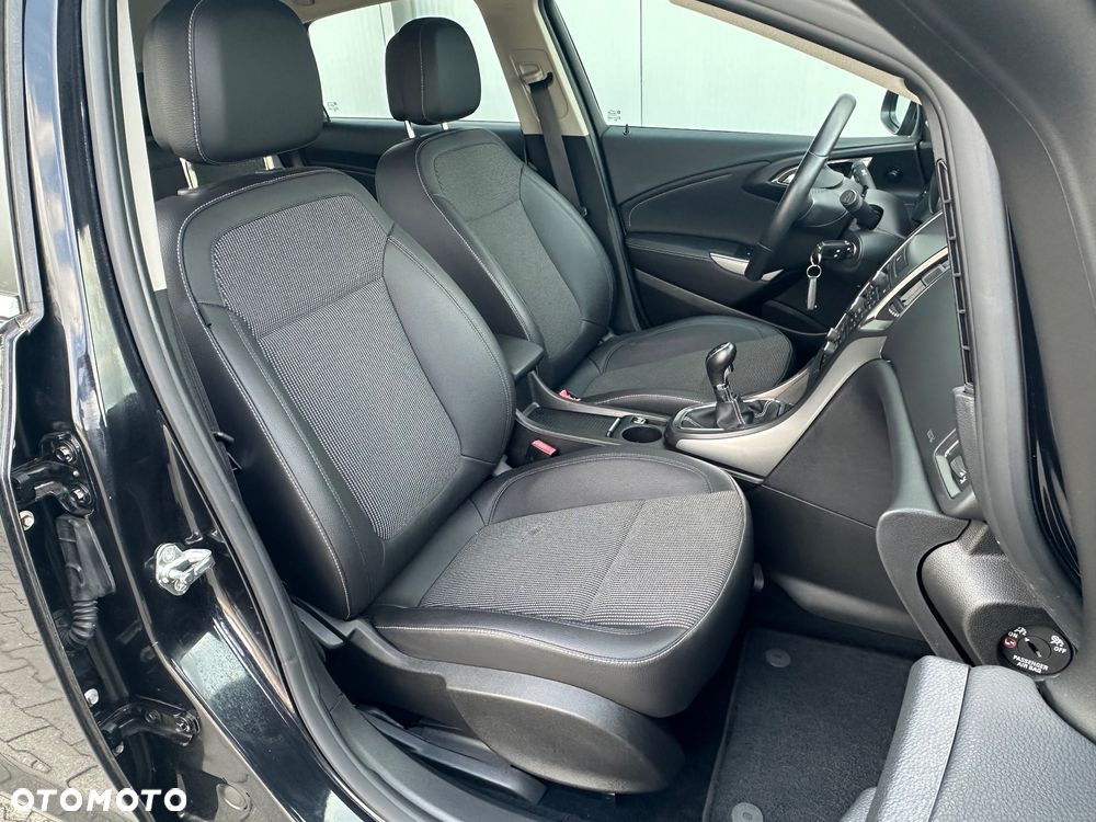Opel Astra 1.4 Turbo Innovation - 16