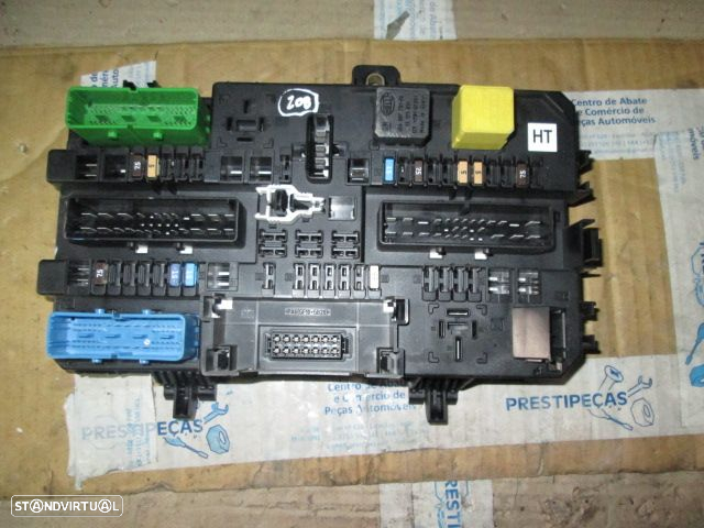 Caixa Fusiveis 13222173 5DK008669 33 OPEL ASTRA H 2006 1,7CDTI HELLA - 2