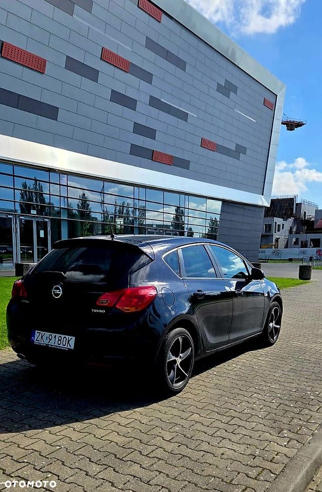 Opel Astra 1.4 Turbo - 12