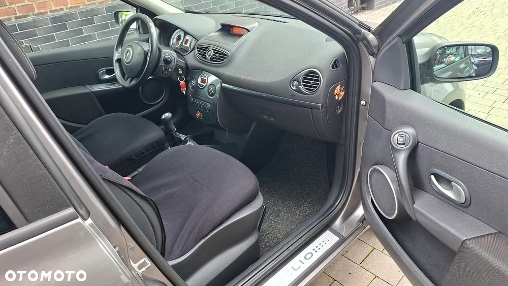 Renault Clio 1.2 TCE Authentique - 15