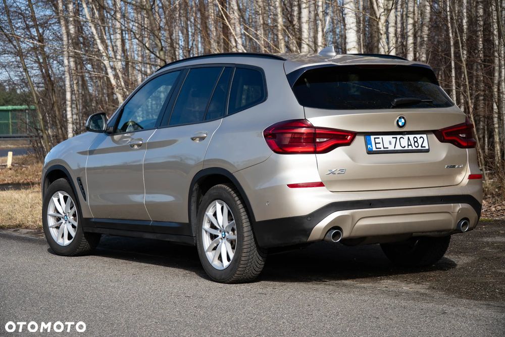 BMW X3 sDrive18d Advantage - 2