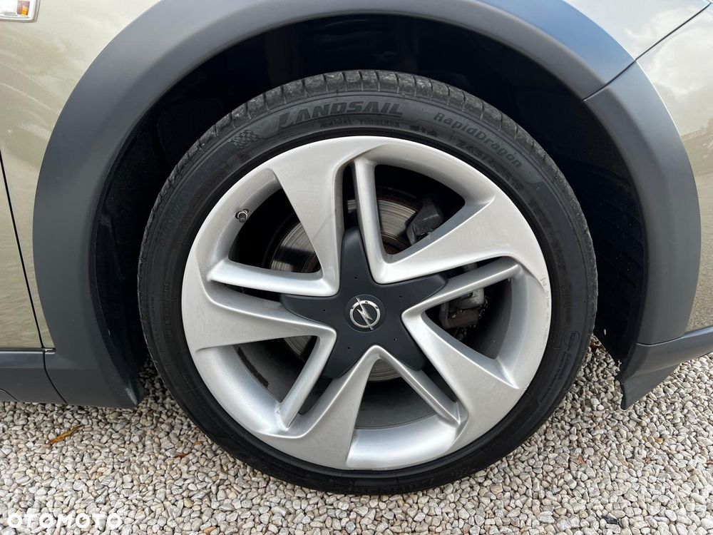 Opel Insignia - 17