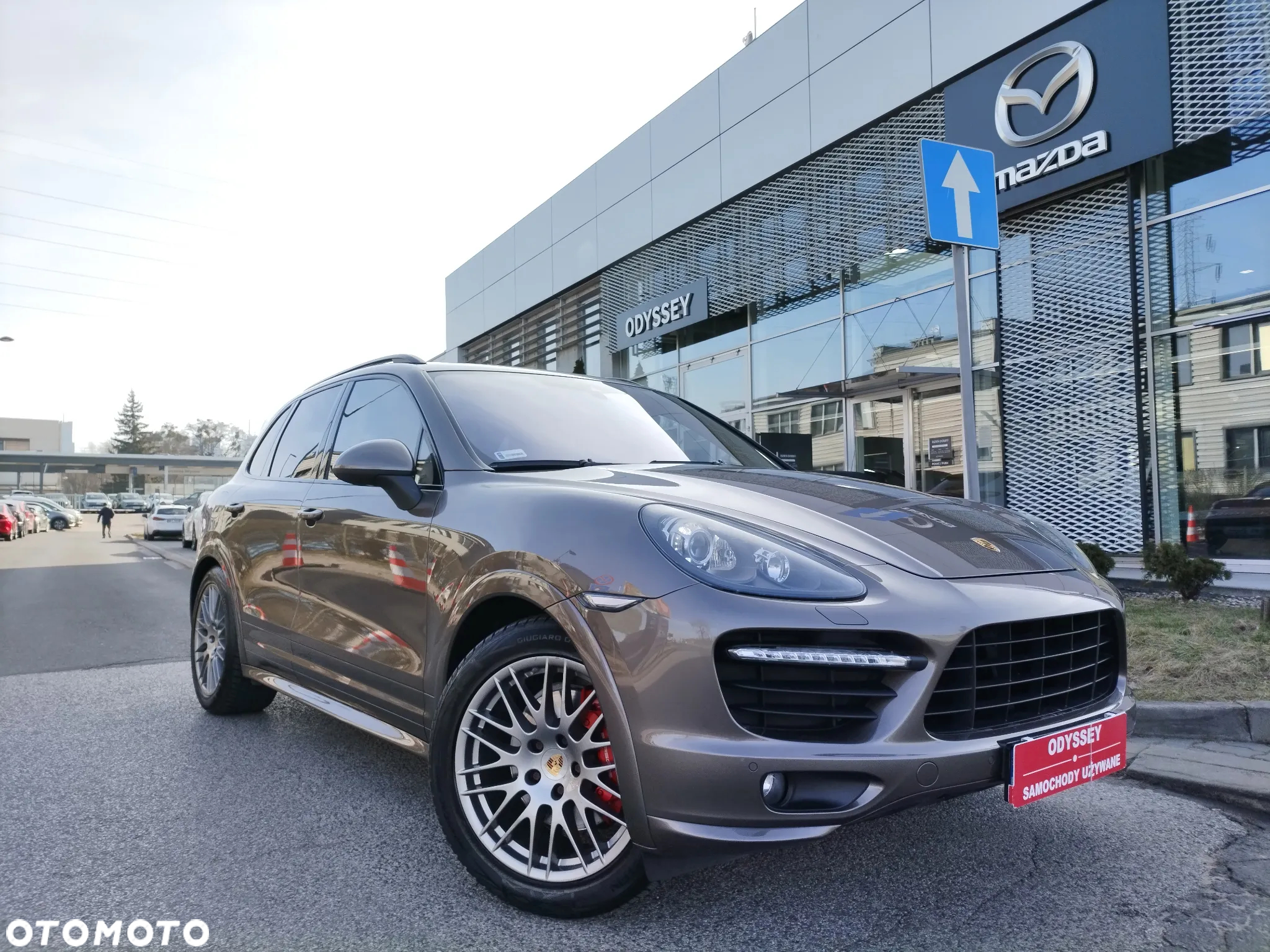 Porsche Cayenne GTS - 2