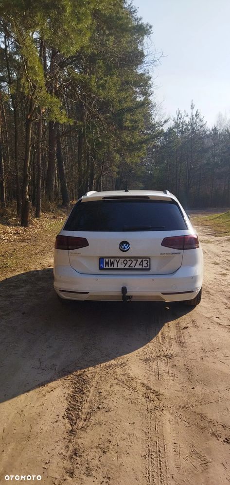 Volkswagen Passat - 14