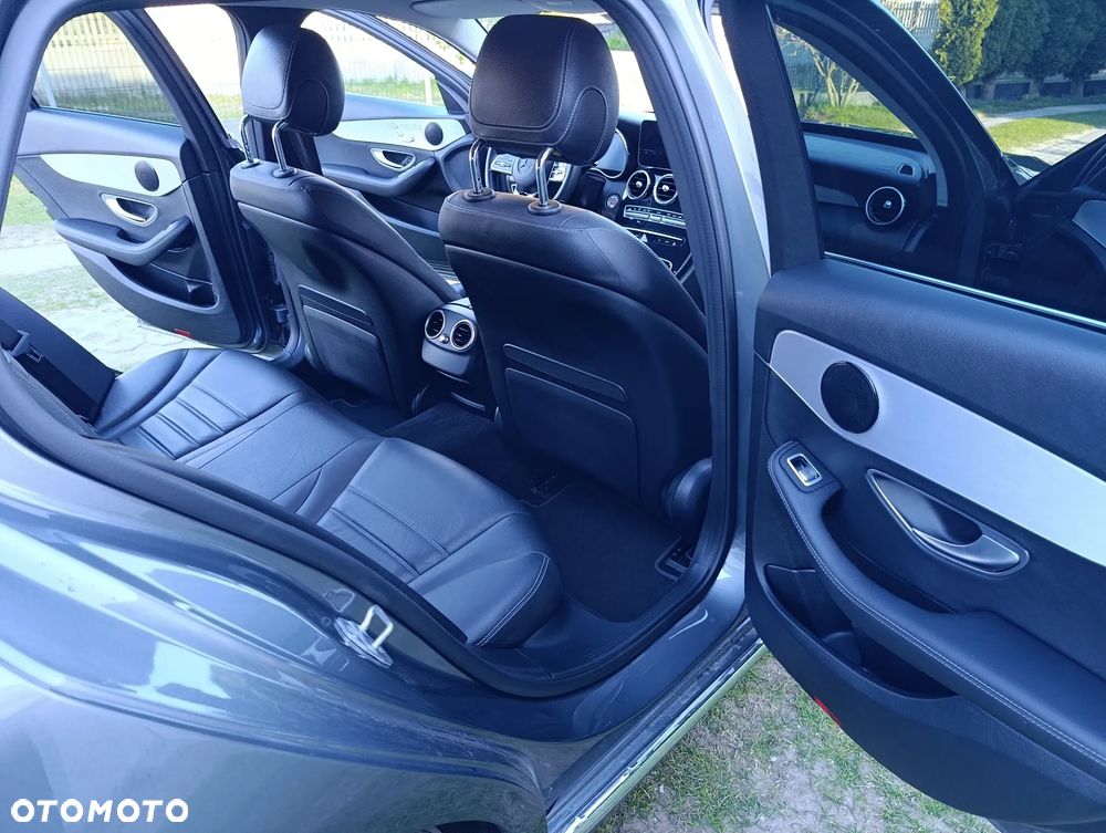 Mercedes-Benz Klasa C 300 d 9G-TRONIC Exclusive - 7
