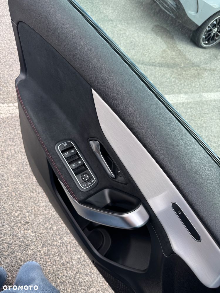 Mercedes-Benz Klasa A 180 AMG Line 7G-DCT - 19