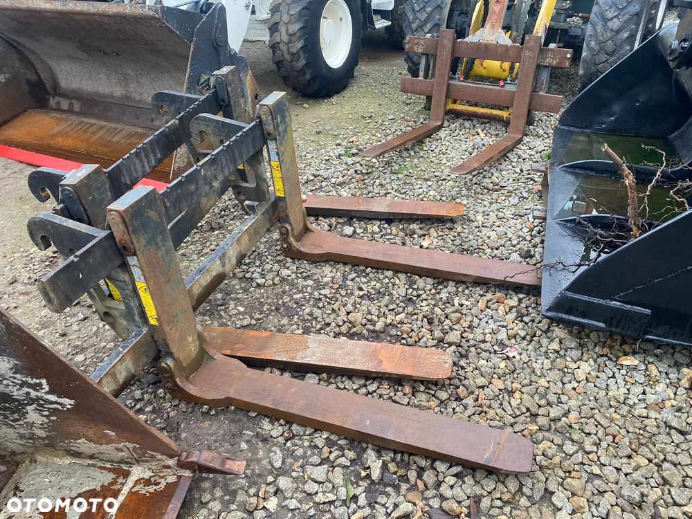 Caterpillar CAT 908M, 2020 ROK, 3400 MTH, ŁYŻKA OTWIERANA + WIDŁY, z NIEMIEC, - 29