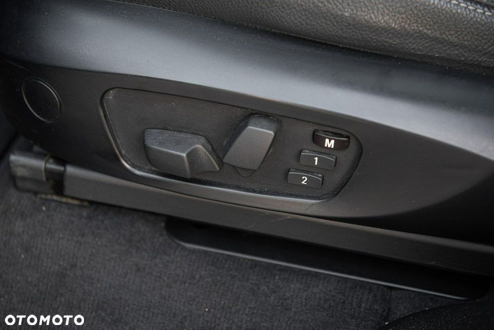 BMW X3 xDrive20d - 25