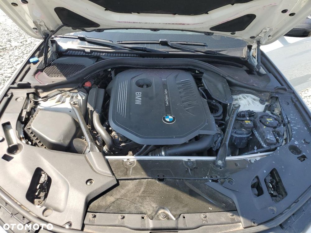 BMW Seria 5 540i Sport Line - 11