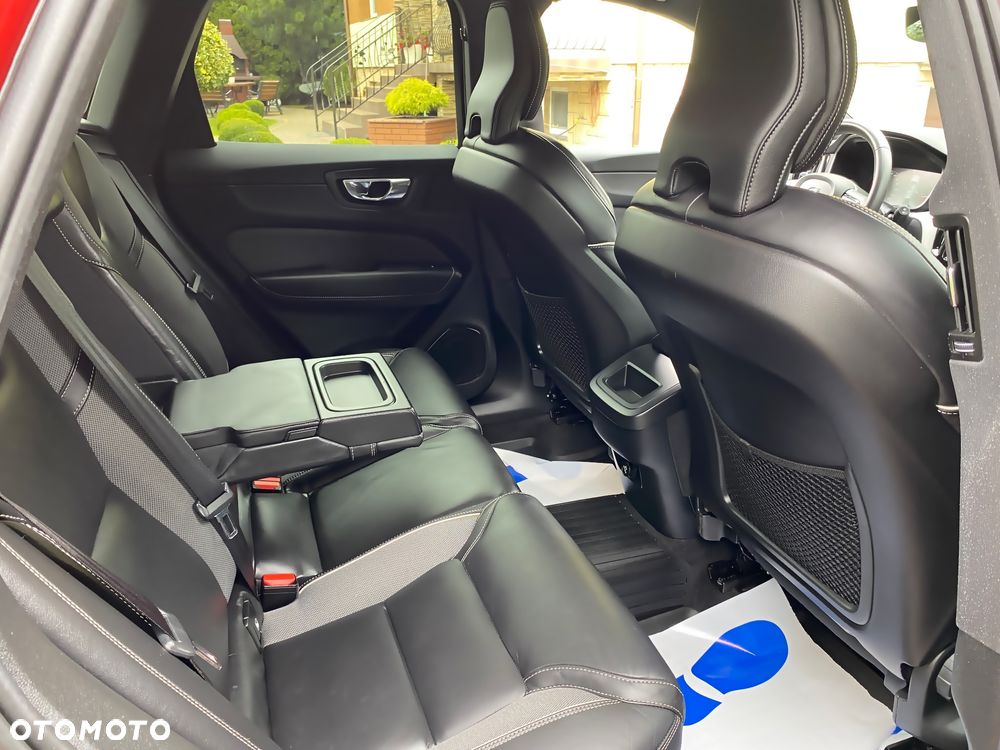 Volvo XC 60 D4 Geartronic RDesign - 13