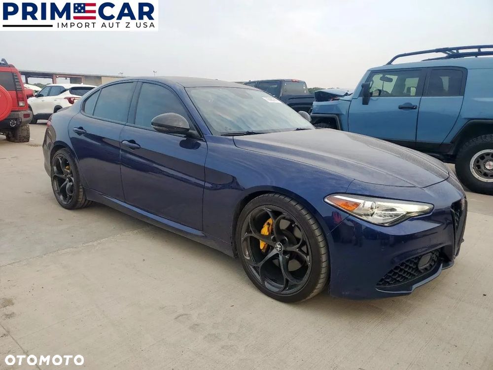 Alfa Romeo Giulia 2.0 Turbo Veloce - 1