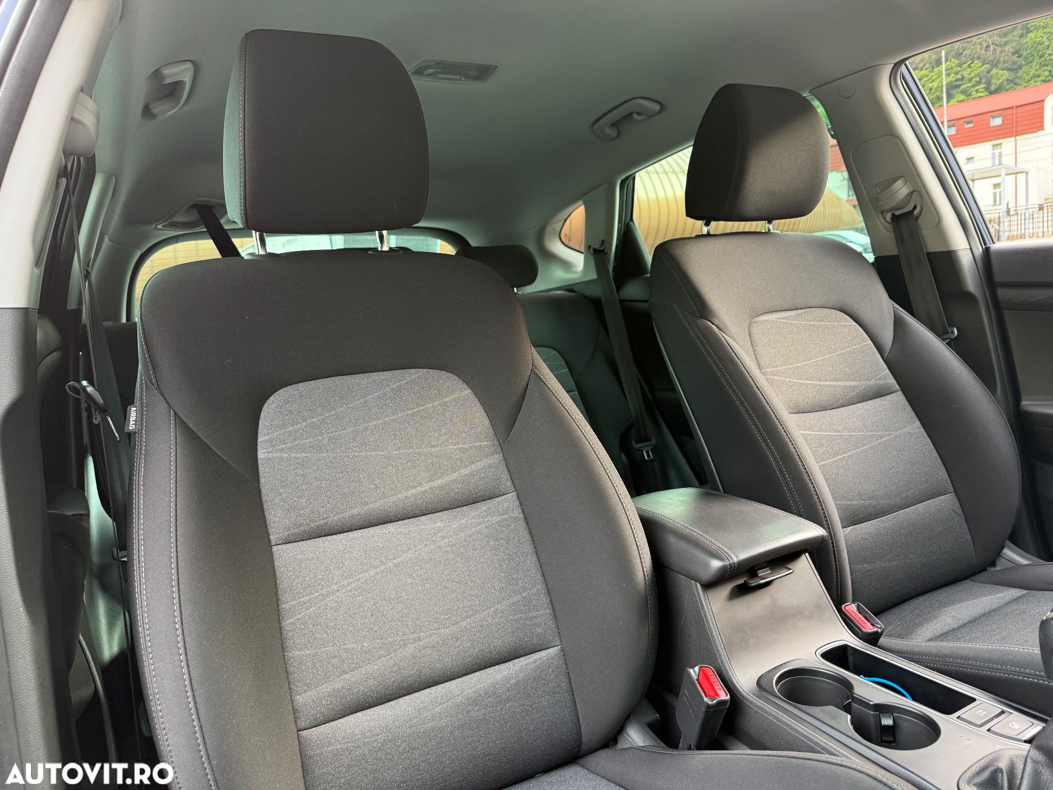 Hyundai Tucson blue 1.6 CRDi 2WD Style - 16