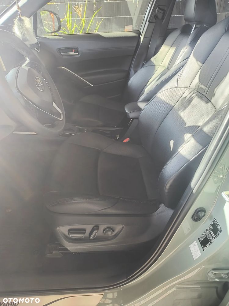 Toyota Corolla Cross - 19