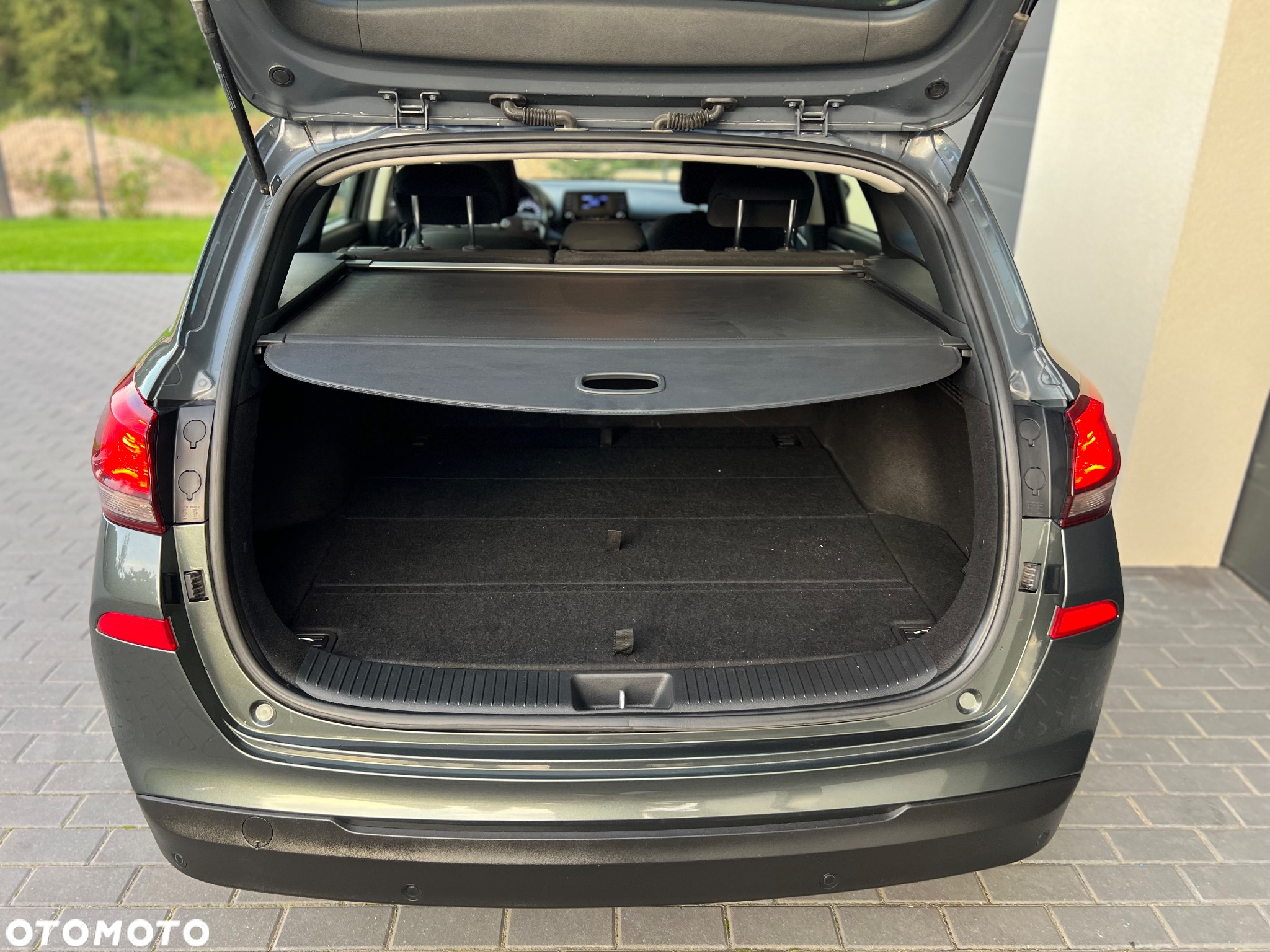 Hyundai i30 1.6 D Classic + - 27