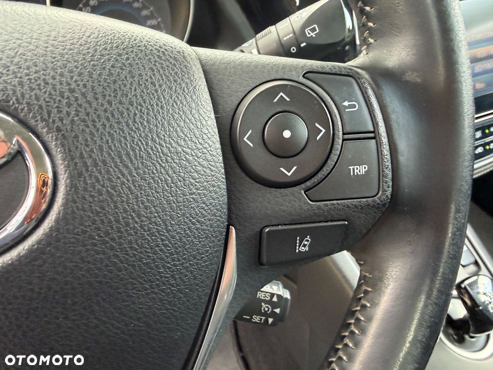 Toyota Auris Hybrid 135 Premium - 15