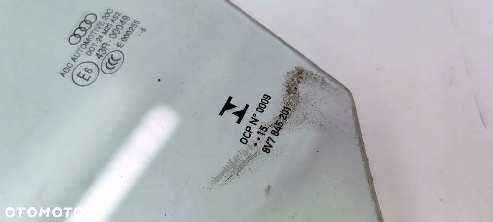 SZYBA BOCZNA DRZWI LEWY LAWA PRZÓD AUDI A3 8V CABRIO 8V7845201 2015 - 2