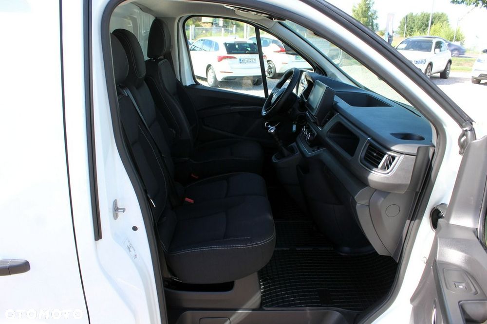 Renault Trafic - 13