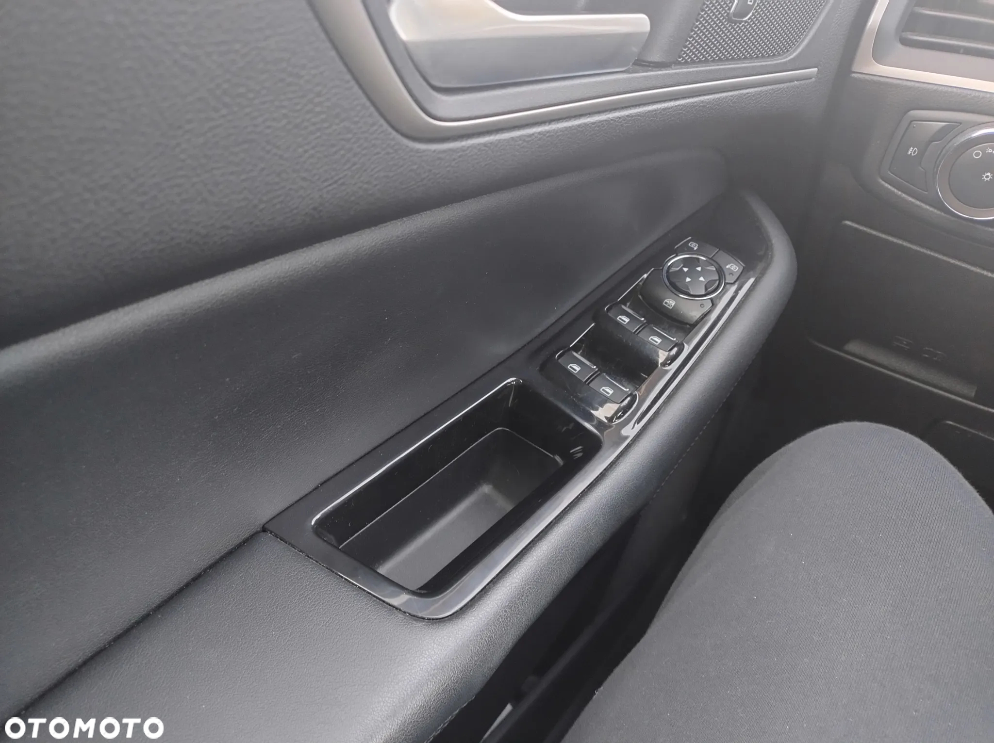 Ford Edge - 7