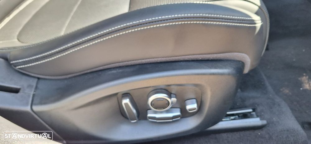 Jaguar I-Pace EV400 AWD R-DYNAMIC HSE - 9