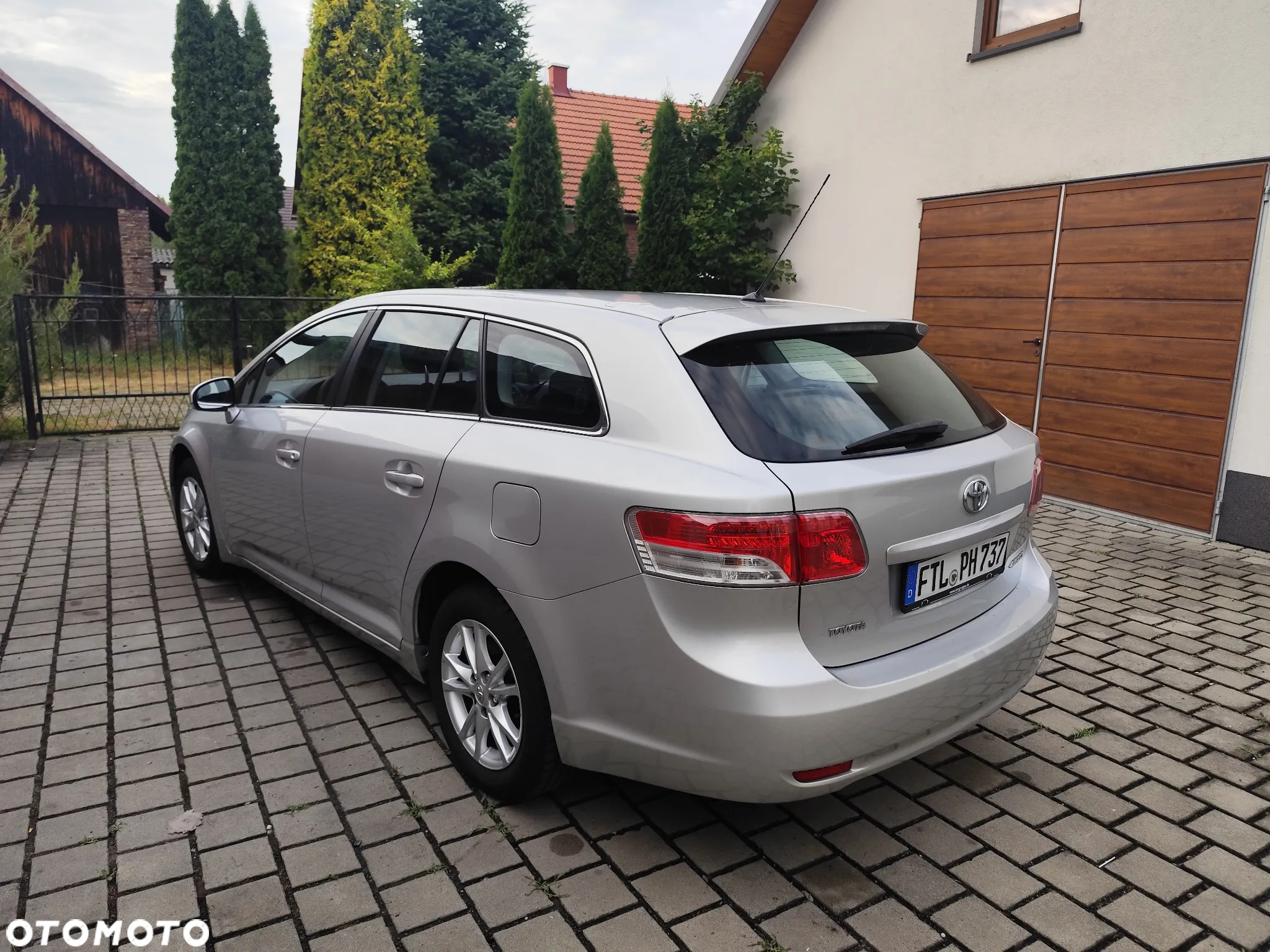 Toyota Avensis 1.6 Active - 29