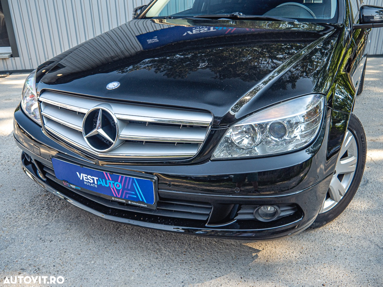 Mercedes-Benz C 180 CDI DPF (BlueEFFICIENCY) Avantgarde - 38