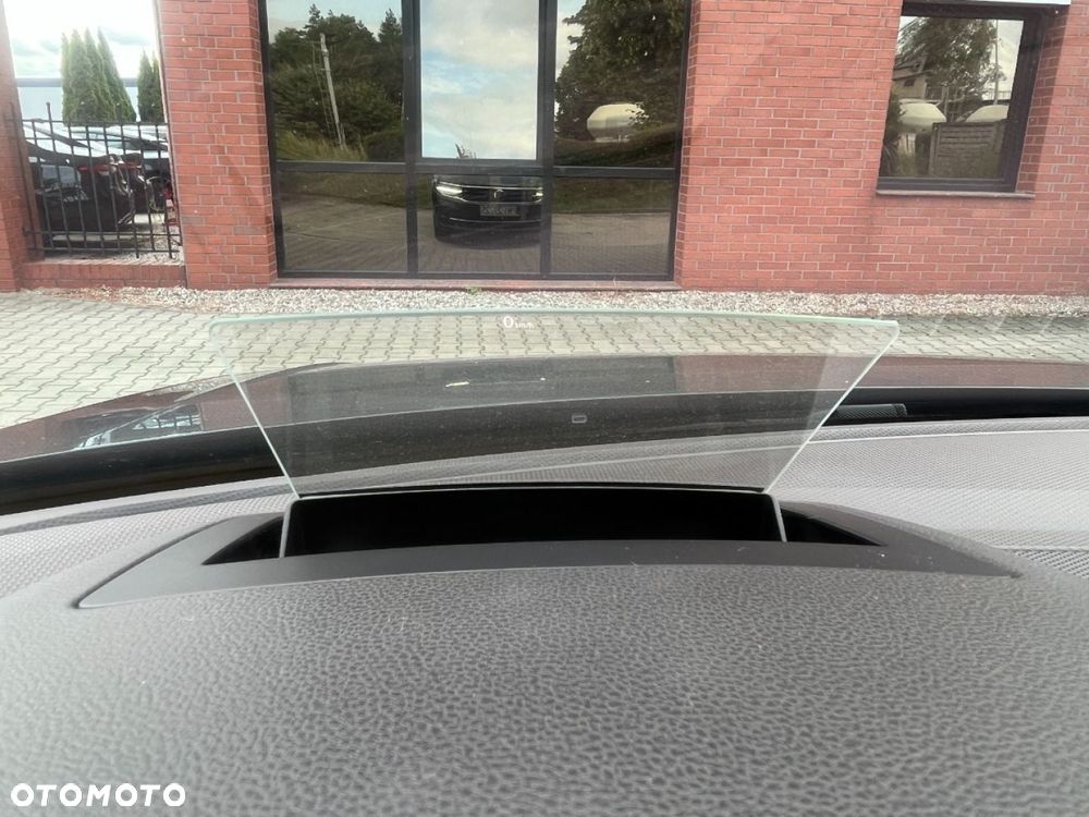 Volkswagen Tiguan 2.0 TDI SCR DSG ACTIVE - 10