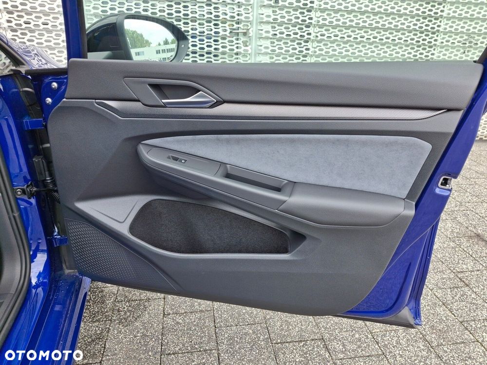 Volkswagen Golf Variant 2.0 TSI 4Motion R - 16