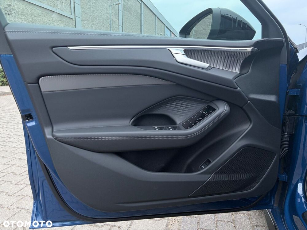 Audi A6 Avant - 10