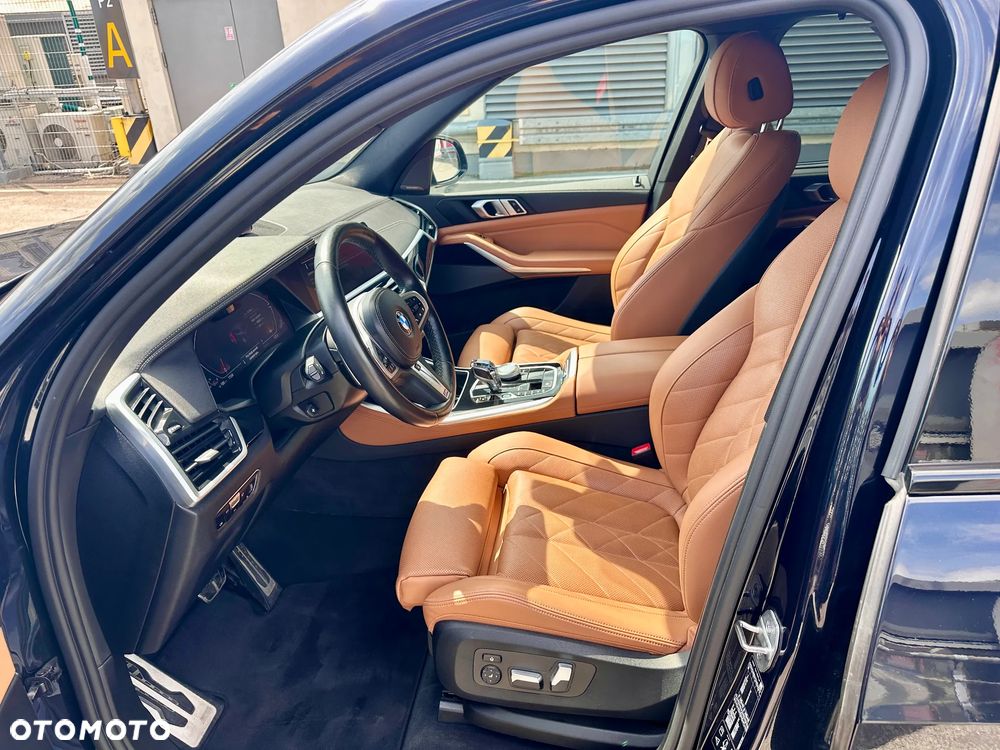 BMW X5 xDrive40i mHEV - 10