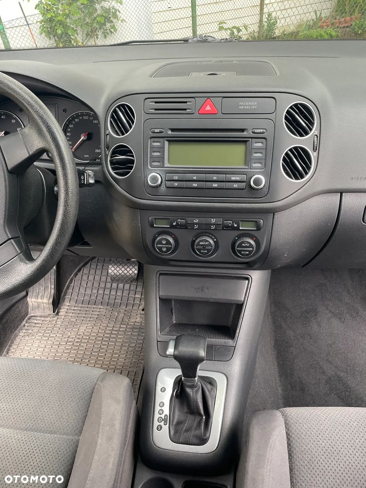 Volkswagen Golf Plus - 19